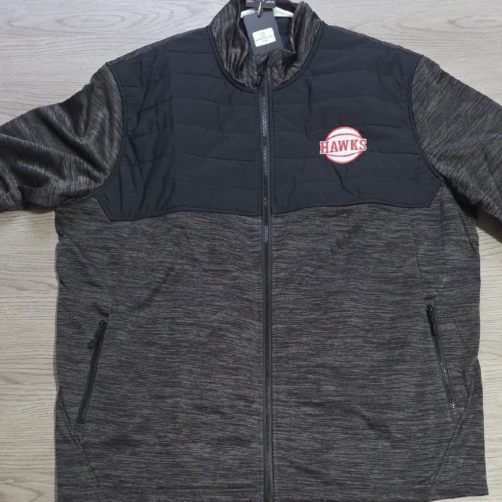 Hawks Men's Black and Gray Puffer Jacket
